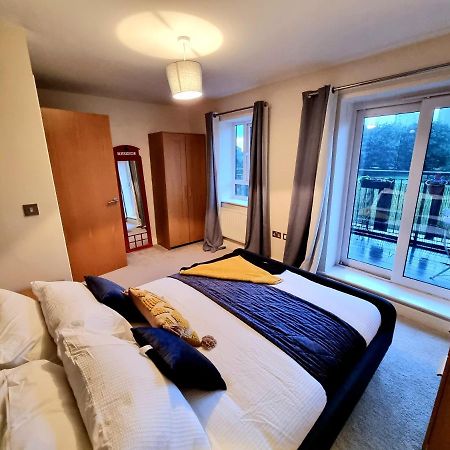 Luxury 2-Bedroom Service Apartment With Balcony Manchester Eksteriør billede