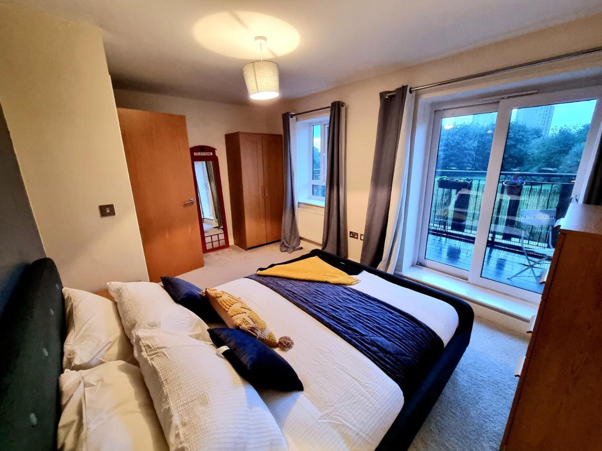 Luxury 2-Bedroom Service Apartment With Balcony Manchester Eksteriør billede