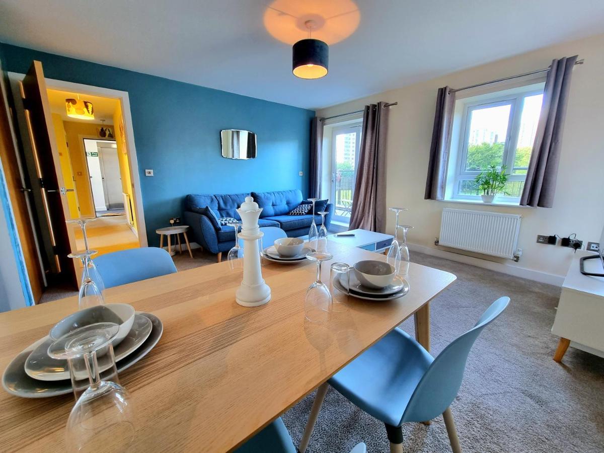 Luxury 2-Bedroom Service Apartment With Balcony Manchester Eksteriør billede