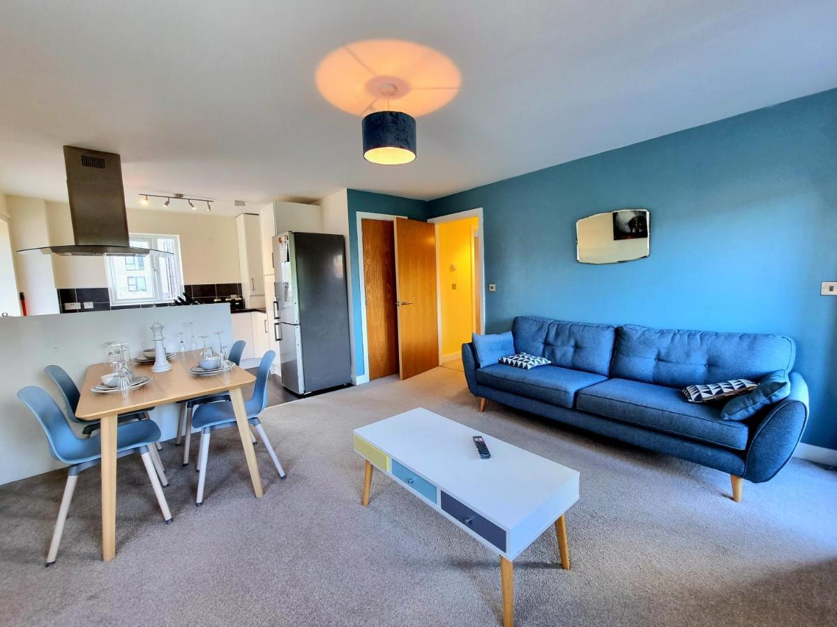 Luxury 2-Bedroom Service Apartment With Balcony Manchester Eksteriør billede